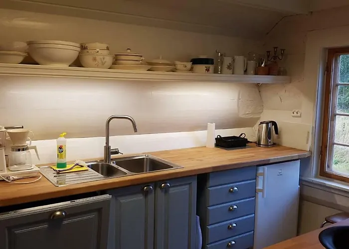 Kvambekk Gard I Amotsdal