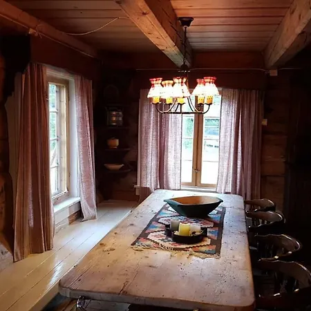 Kvambekk Gard I בית נופש