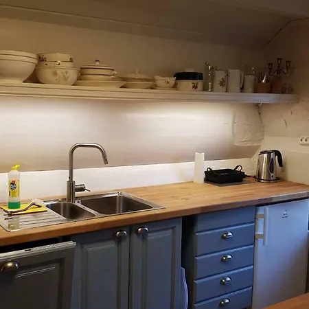 Kvambekk Gard I Amotsdal